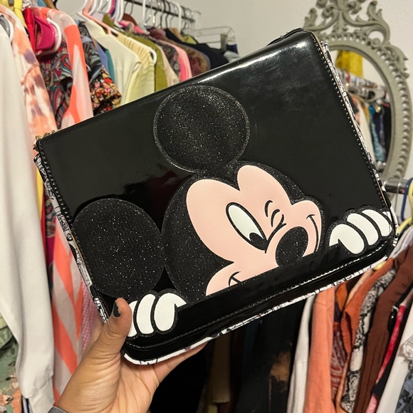 NWT sparkly Mickey crossbody - Picture 1 of 3